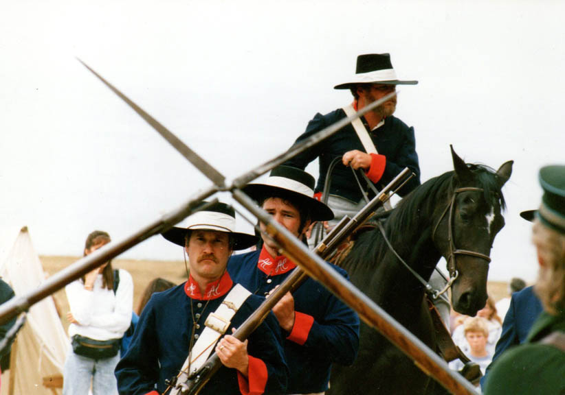 Spanish-questioned-at-the-Fort-gate